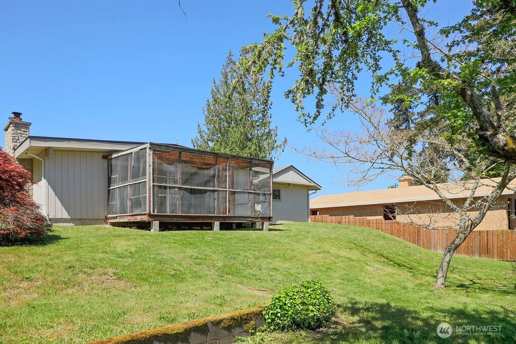 525 Farragut Avenue NE, Port Orchard, WA 98366