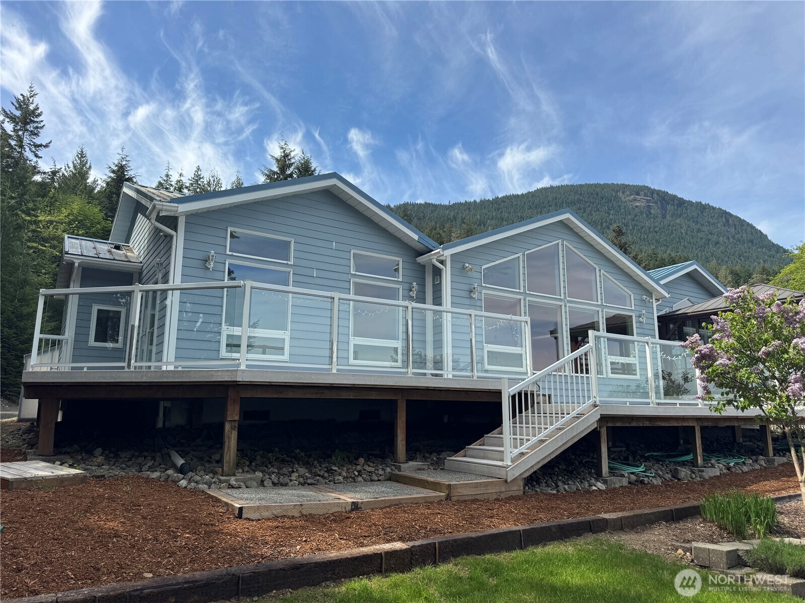 257 Never Give Up Road , Brinnon, WA 98320-9767