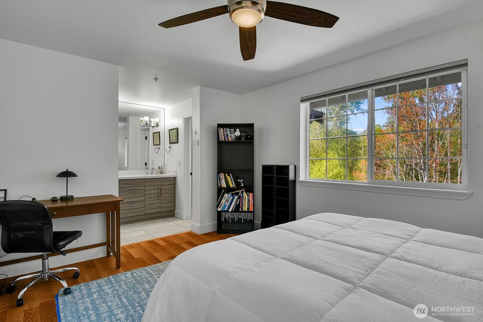 14714 53rd Avenue W #104, Edmonds, WA 98026