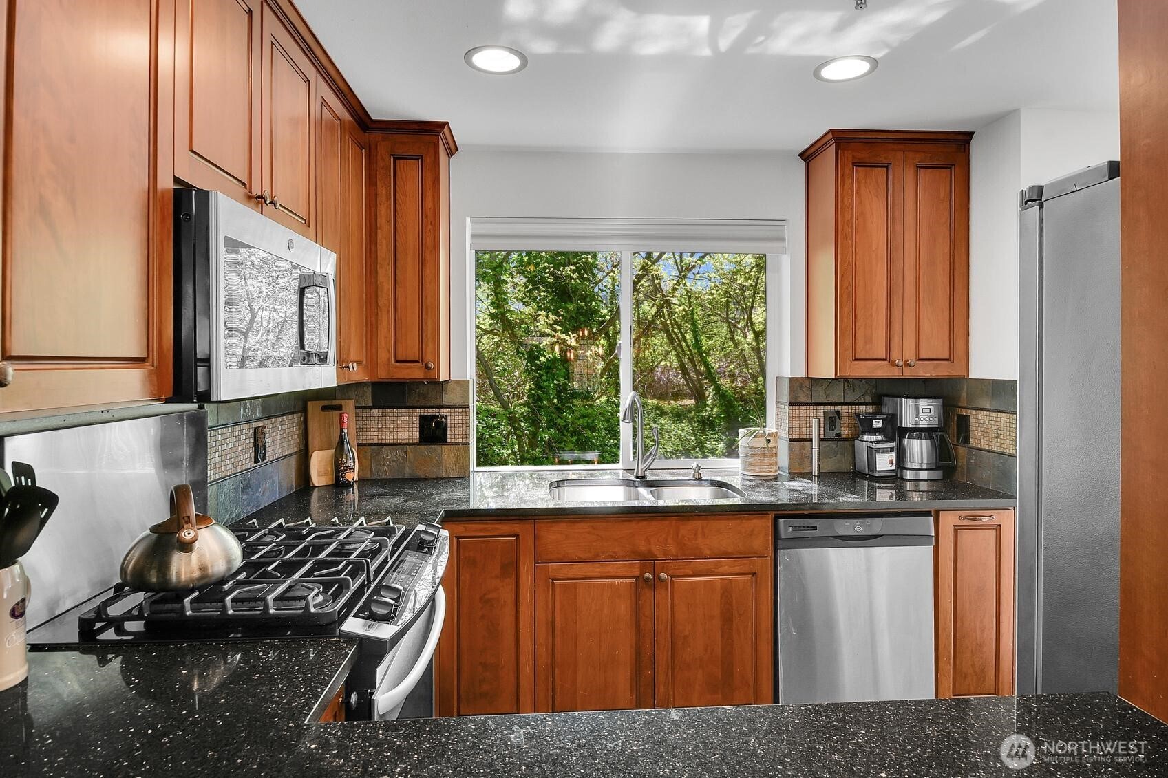 14714 53rd Avenue W #104, Edmonds, WA 98026