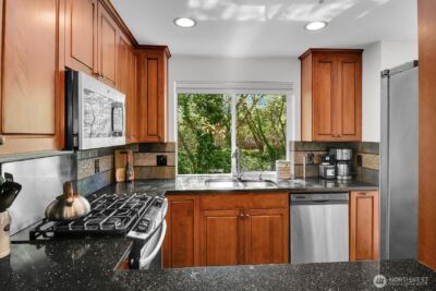 14714 53rd Avenue W #104, Edmonds, WA 98026 - Photo 10