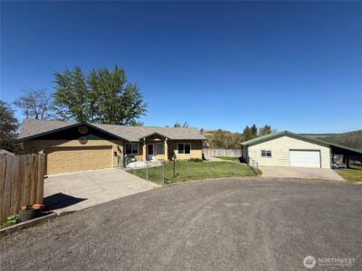 102 S 8th Street , Dayton, WA 99328