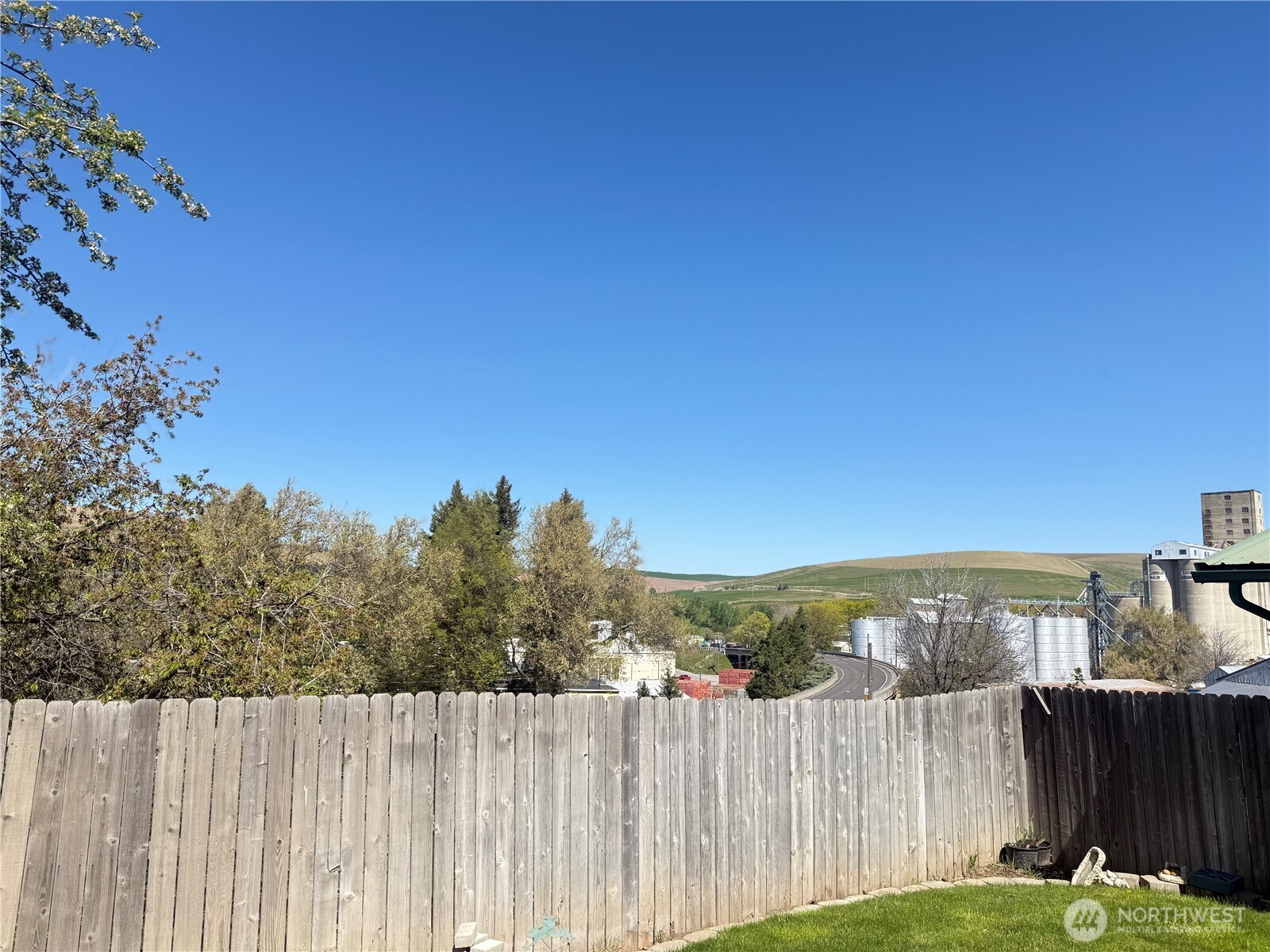 102 S 8th Street , Dayton, WA 99328