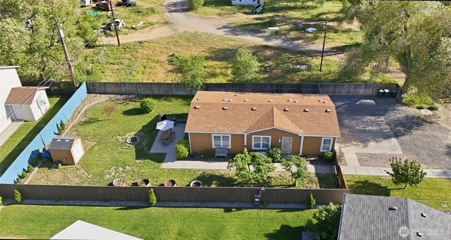 1827 W Bemis Street , Moses Lake, WA 98837