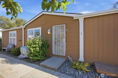 1827 W Bemis Street , Moses Lake, WA 98837 - Photo 4
