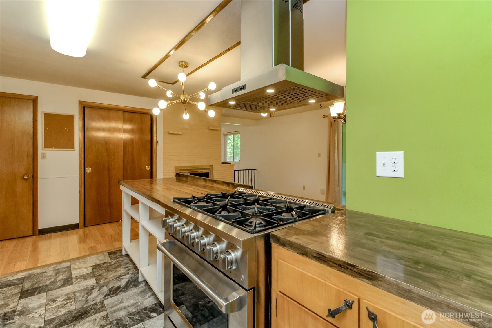327 Logger Court SE, Lacey, WA 98503