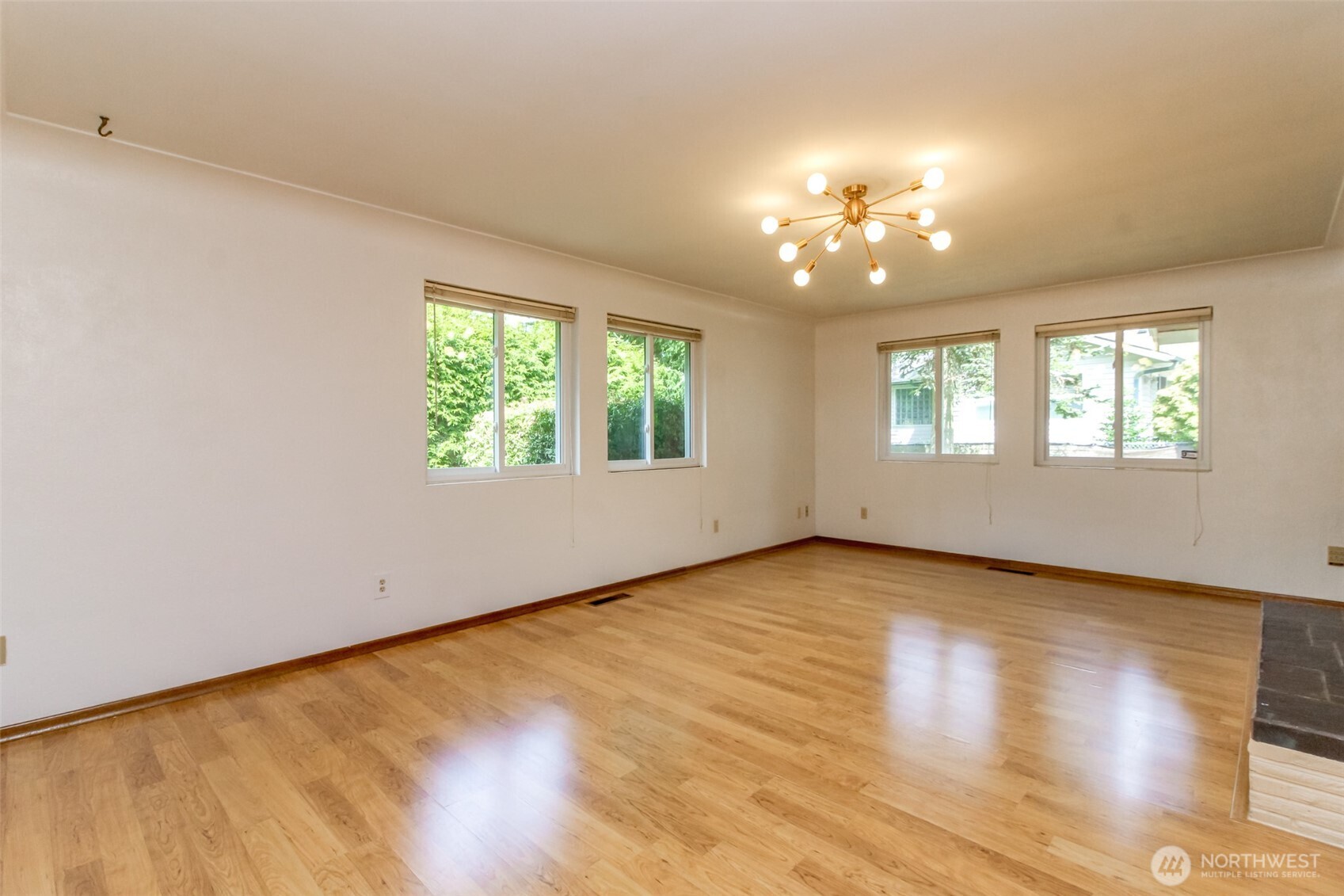 327 Logger Court SE, Lacey, WA 98503