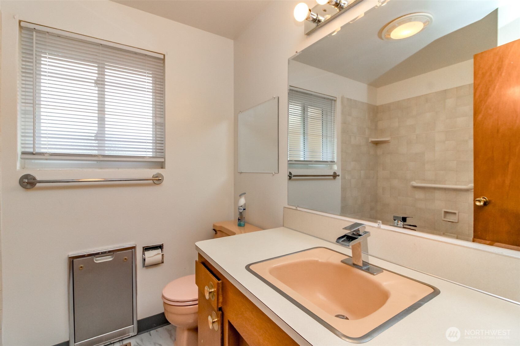 327 Logger Court SE, Lacey, WA 98503