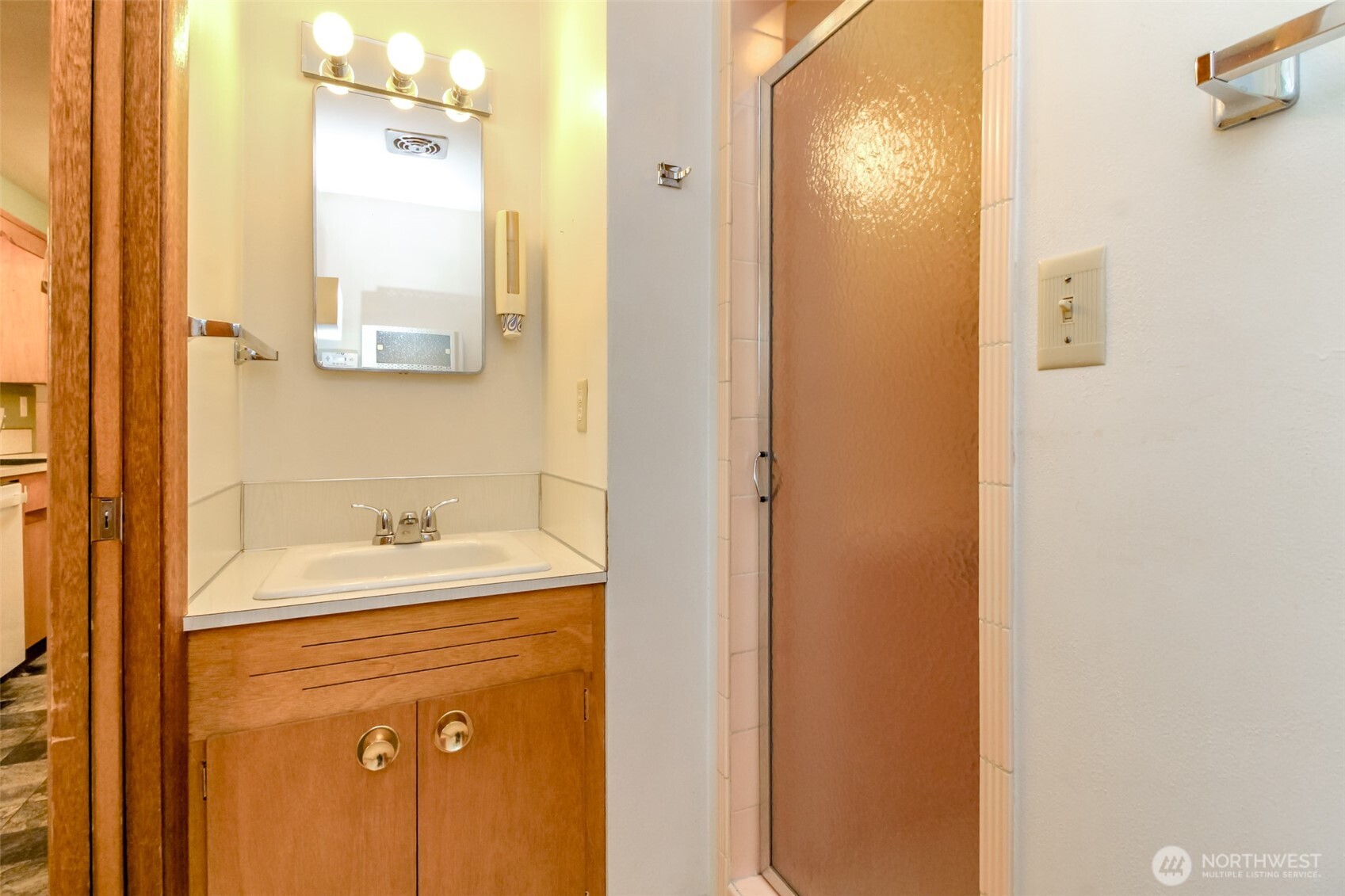 327 Logger Court SE, Lacey, WA 98503