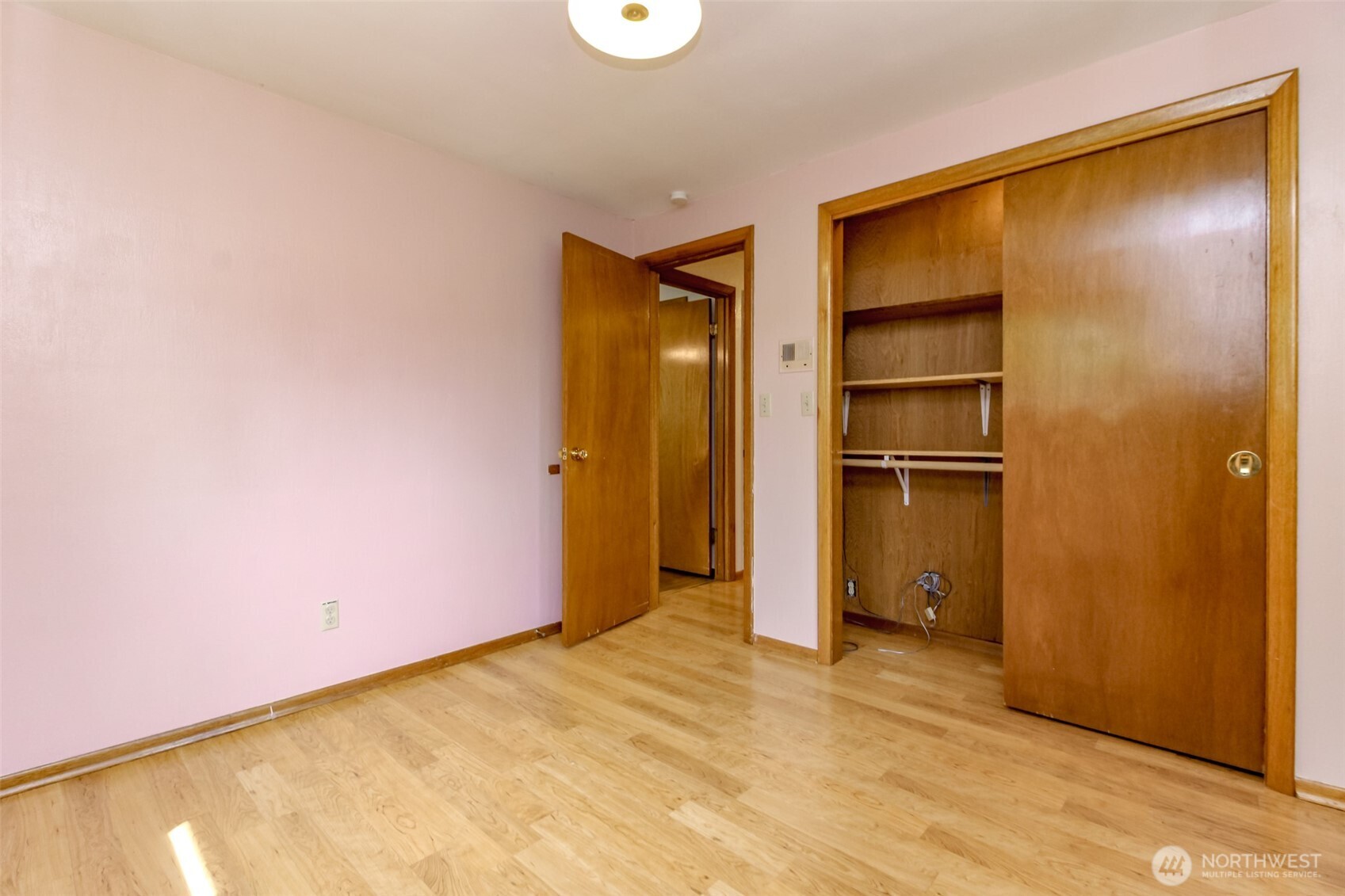 327 Logger Court SE, Lacey, WA 98503