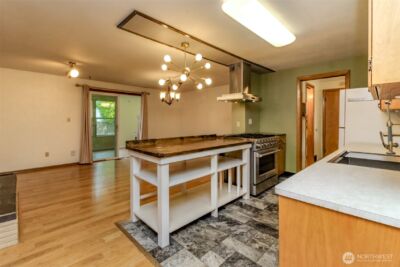 327 Logger Court SE, Lacey, WA 98503 - Photo 7
