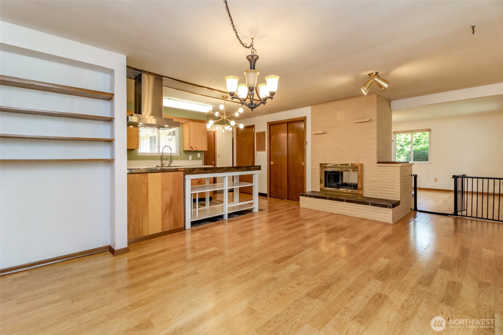 327 Logger Court SE, Lacey, WA 98503