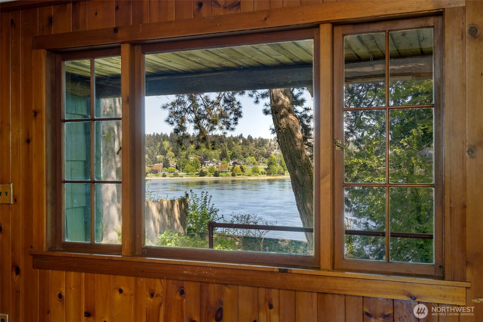 2022 Taft Avenue , Bremerton, WA 98312