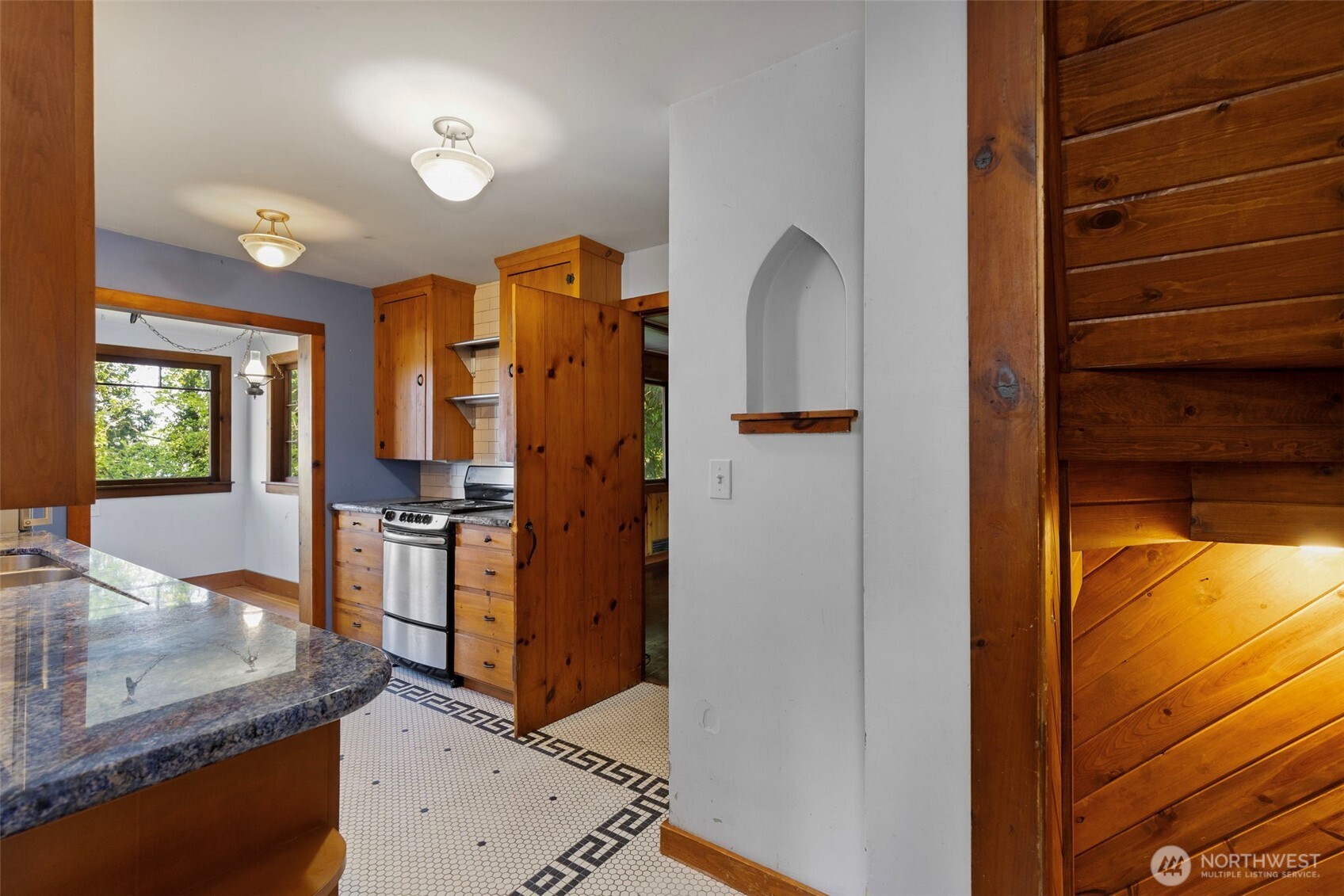2022 Taft Avenue , Bremerton, WA 98312