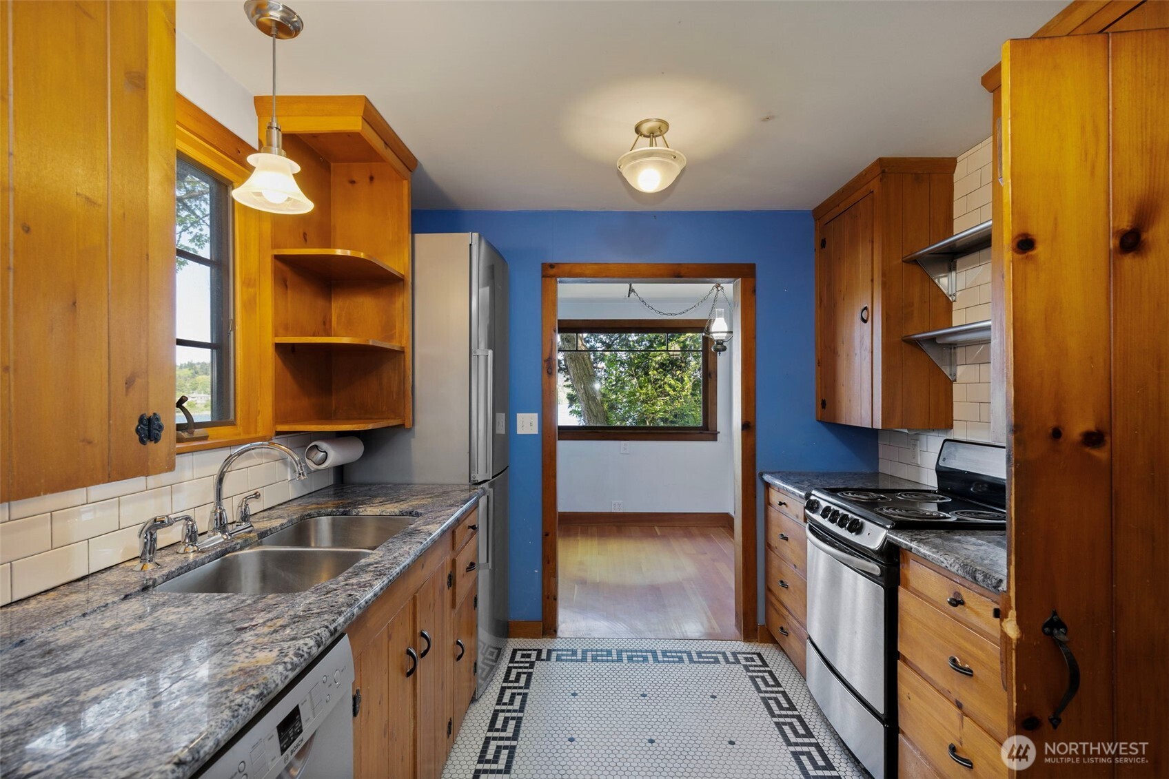 2022 Taft Avenue , Bremerton, WA 98312