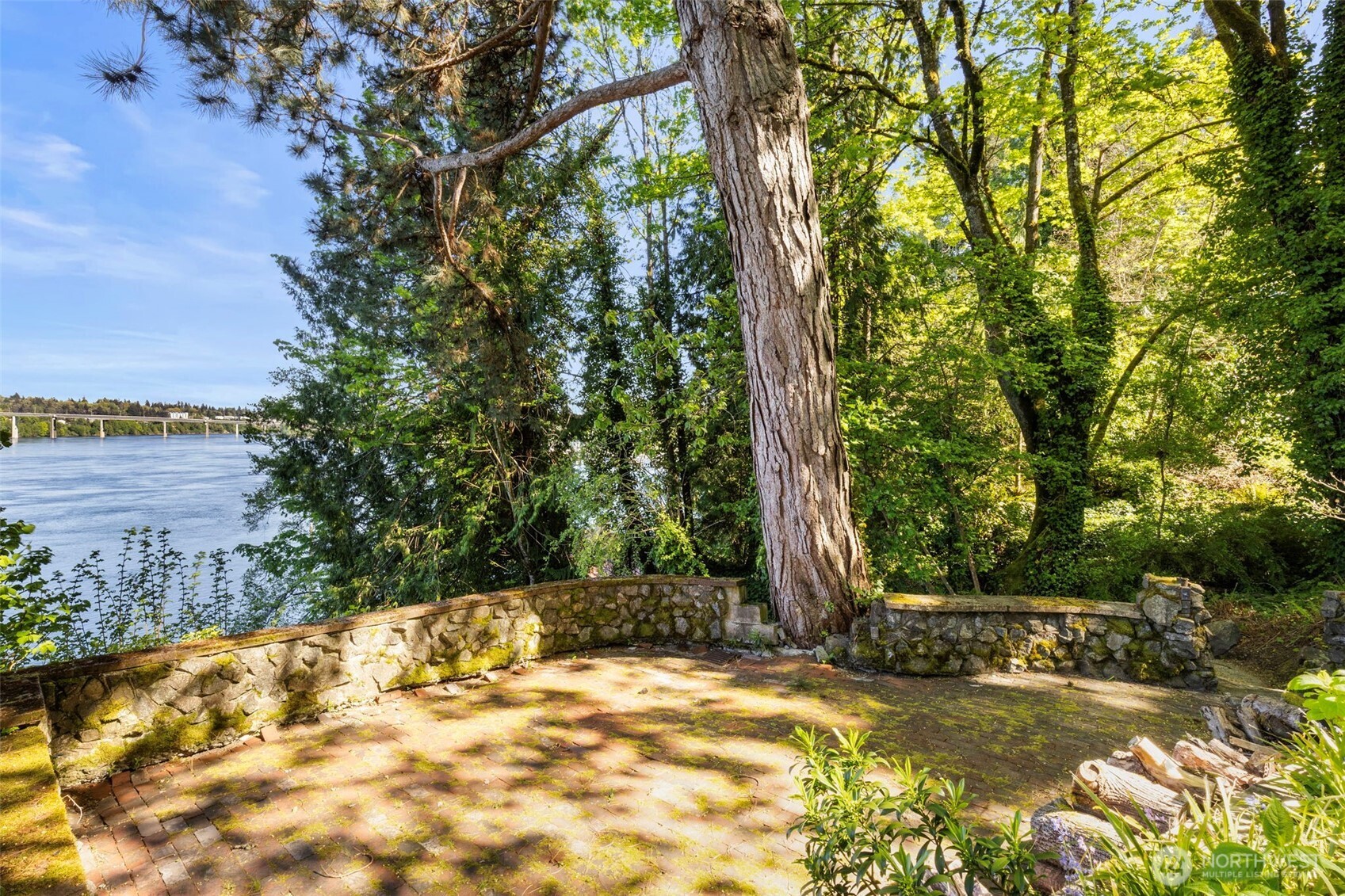 2022 Taft Avenue , Bremerton, WA 98312