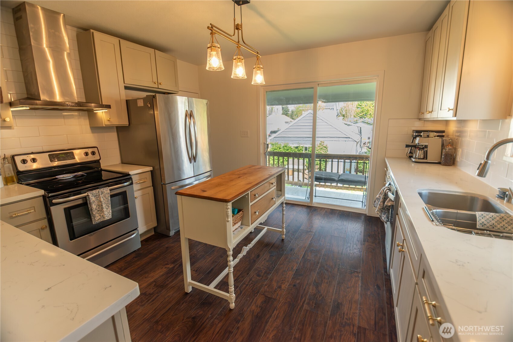 2517 Martin Luther King Jr Way , Tacoma, WA 98405