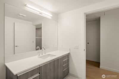 800 Columbia Street #808, Seattle, WA 98104 - Photo 22