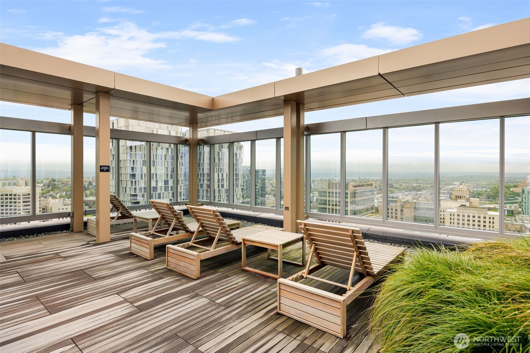 800 Columbia Street #808, Seattle, WA 98104