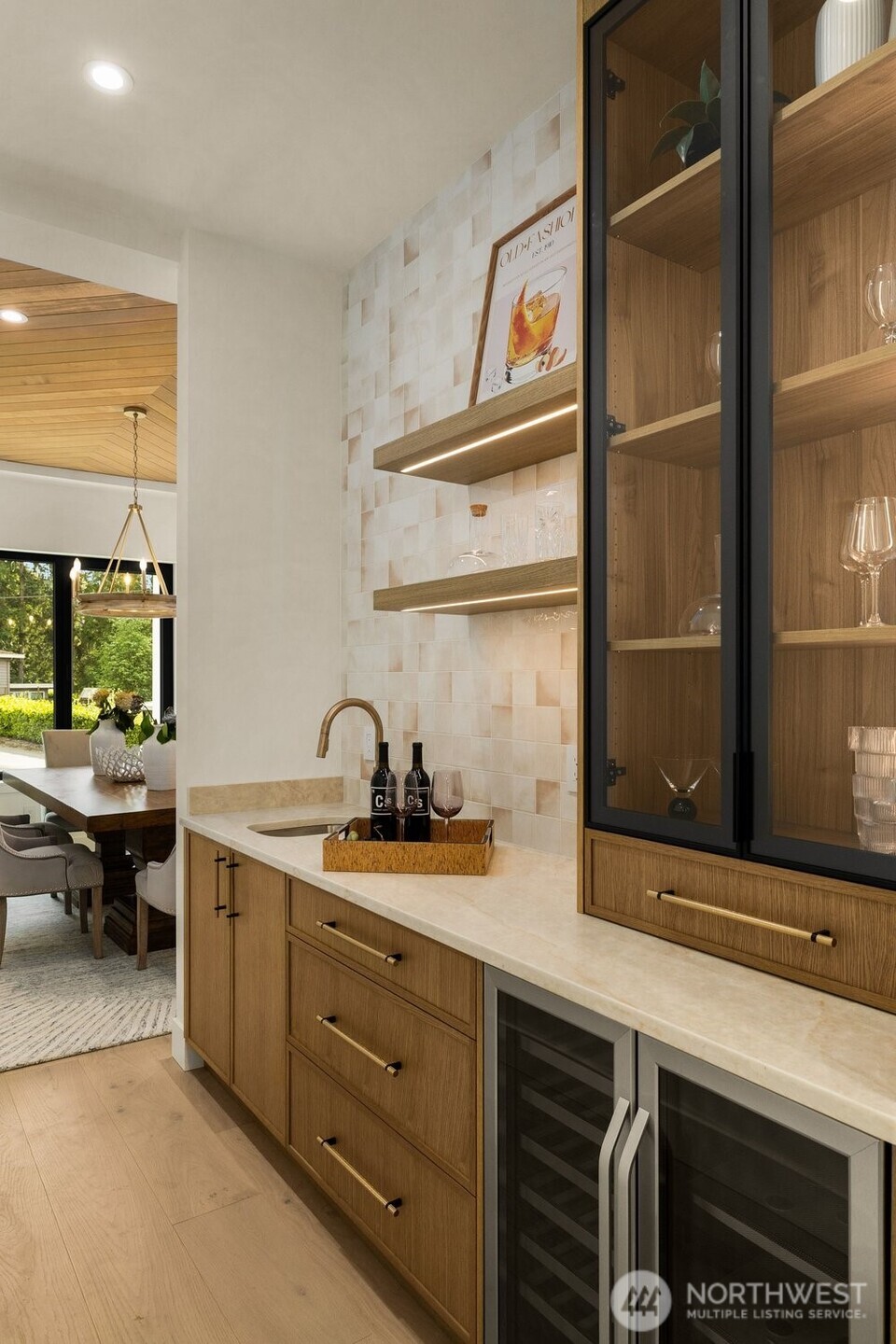 14902 SE 46th Street , Bellevue, WA 98006