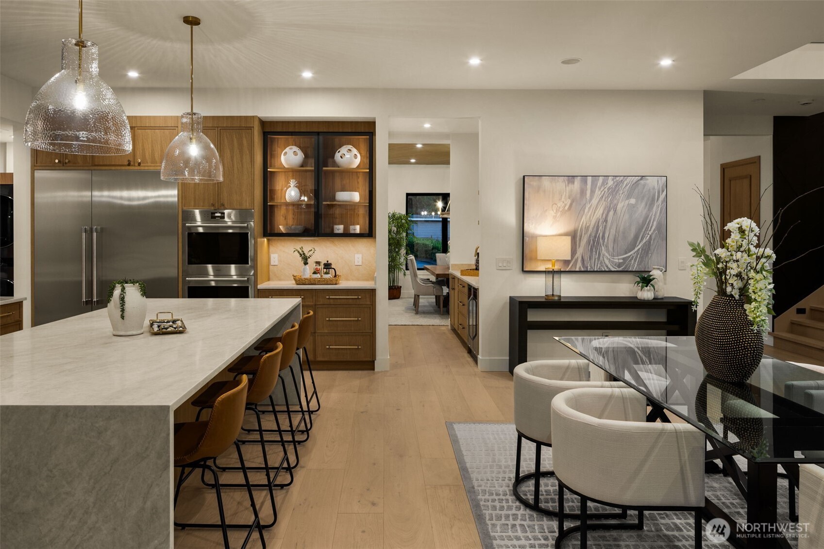 14902 SE 46th Street , Bellevue, WA 98006
