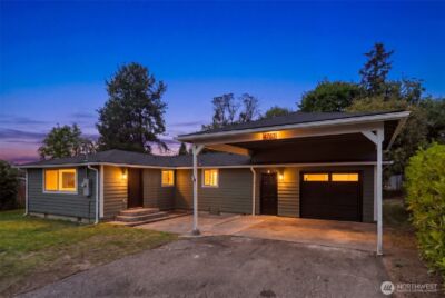 4737 SE Foss Road , Port Orchard, WA 98366