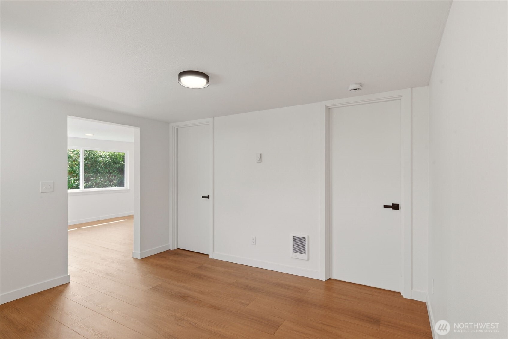 4737 SE Foss Road , Port Orchard, WA 98366