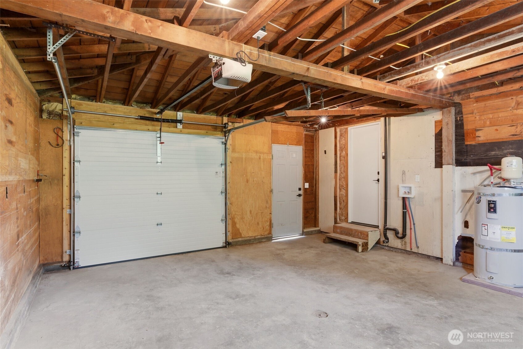 4737 SE Foss Road , Port Orchard, WA 98366