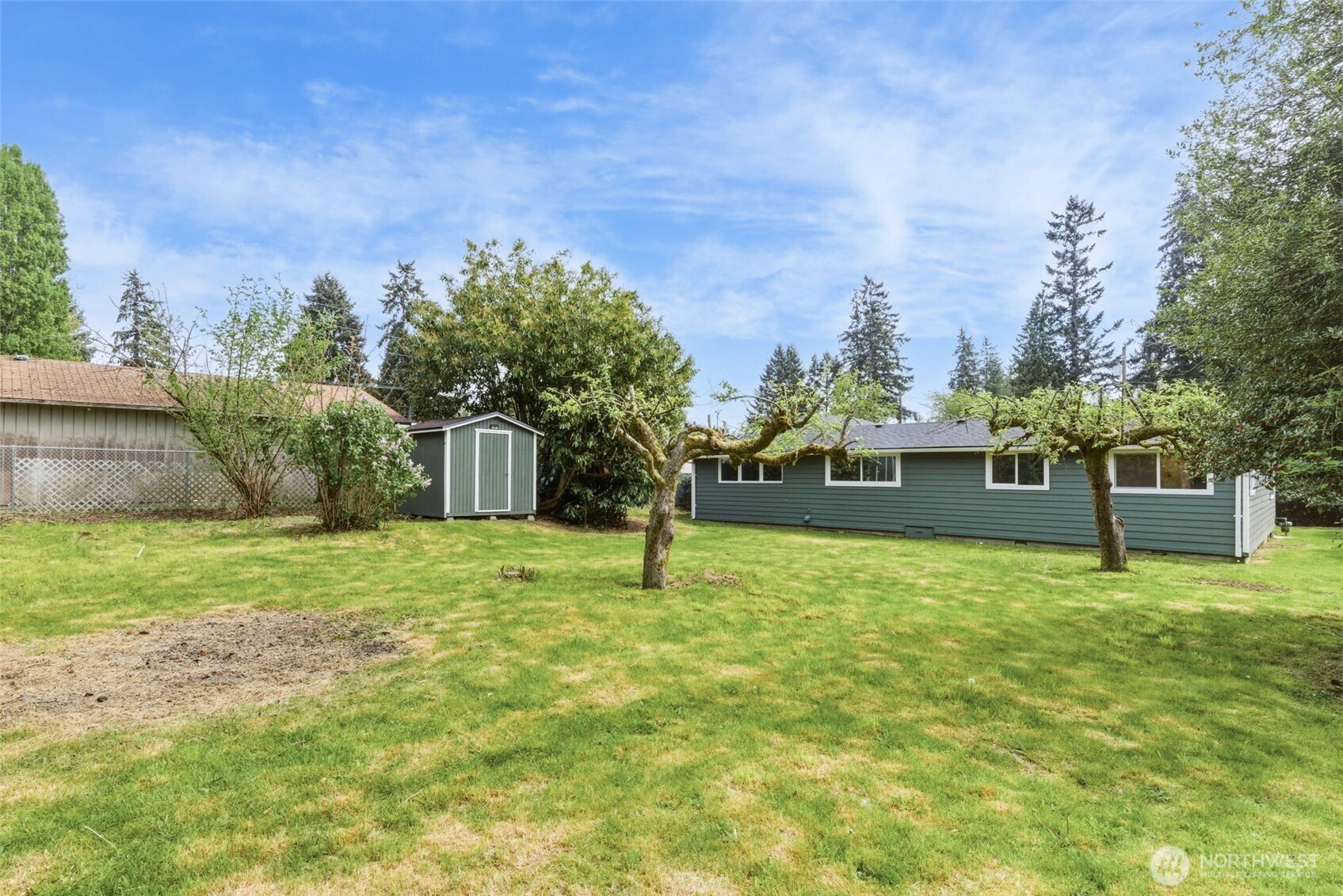 4737 SE Foss Road , Port Orchard, WA 98366