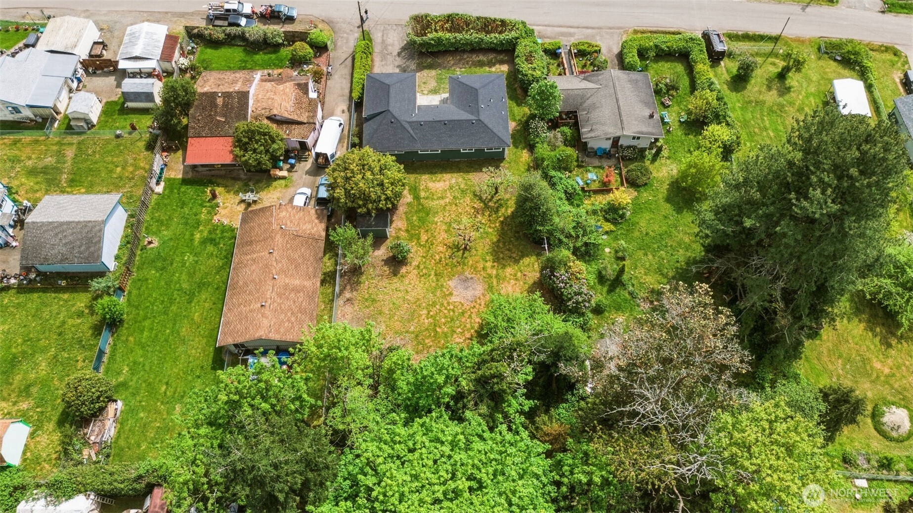 4737 SE Foss Road , Port Orchard, WA 98366