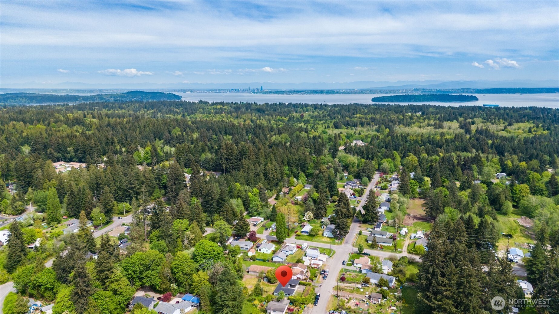 4737 SE Foss Road , Port Orchard, WA 98366