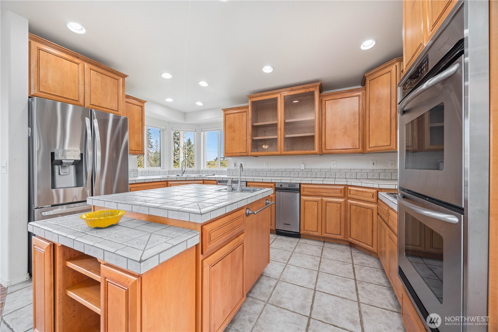 3503 W Malaga Road , Malaga, WA 98828