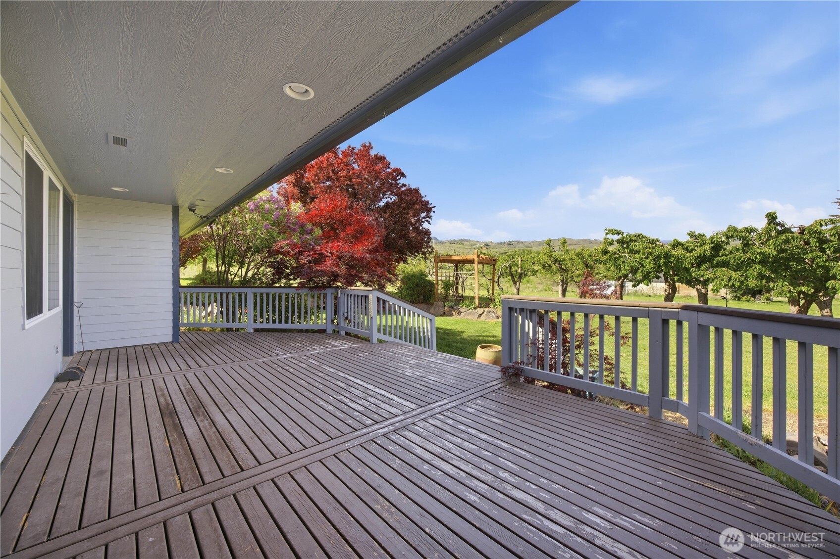 3503 W Malaga Road , Malaga, WA 98828
