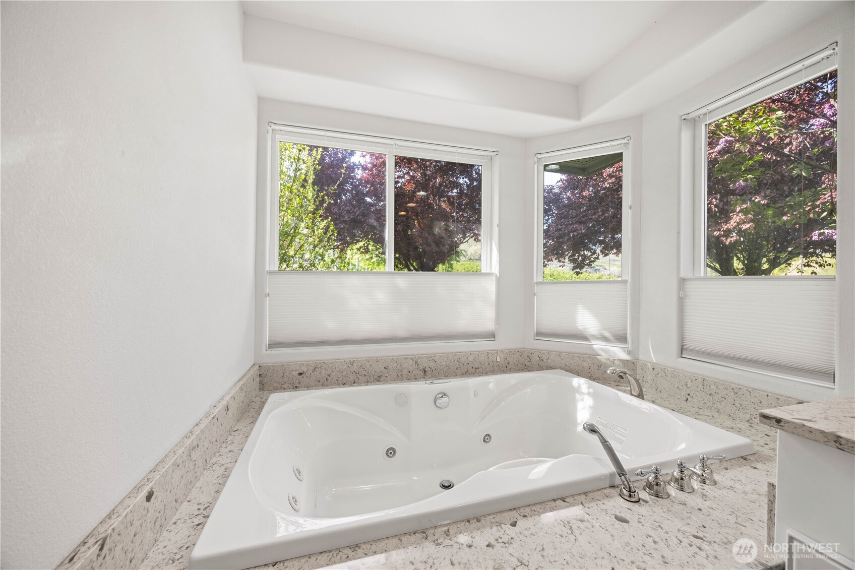 3503 W Malaga Road , Malaga, WA 98828
