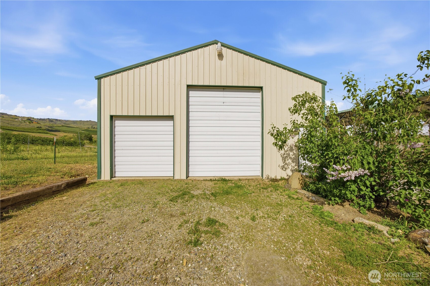 3503 W Malaga Road , Malaga, WA 98828