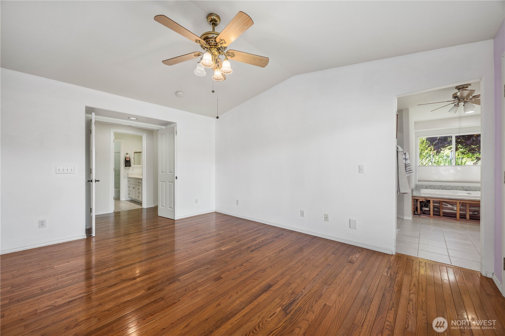 3503 W Malaga Road , Malaga, WA 98828