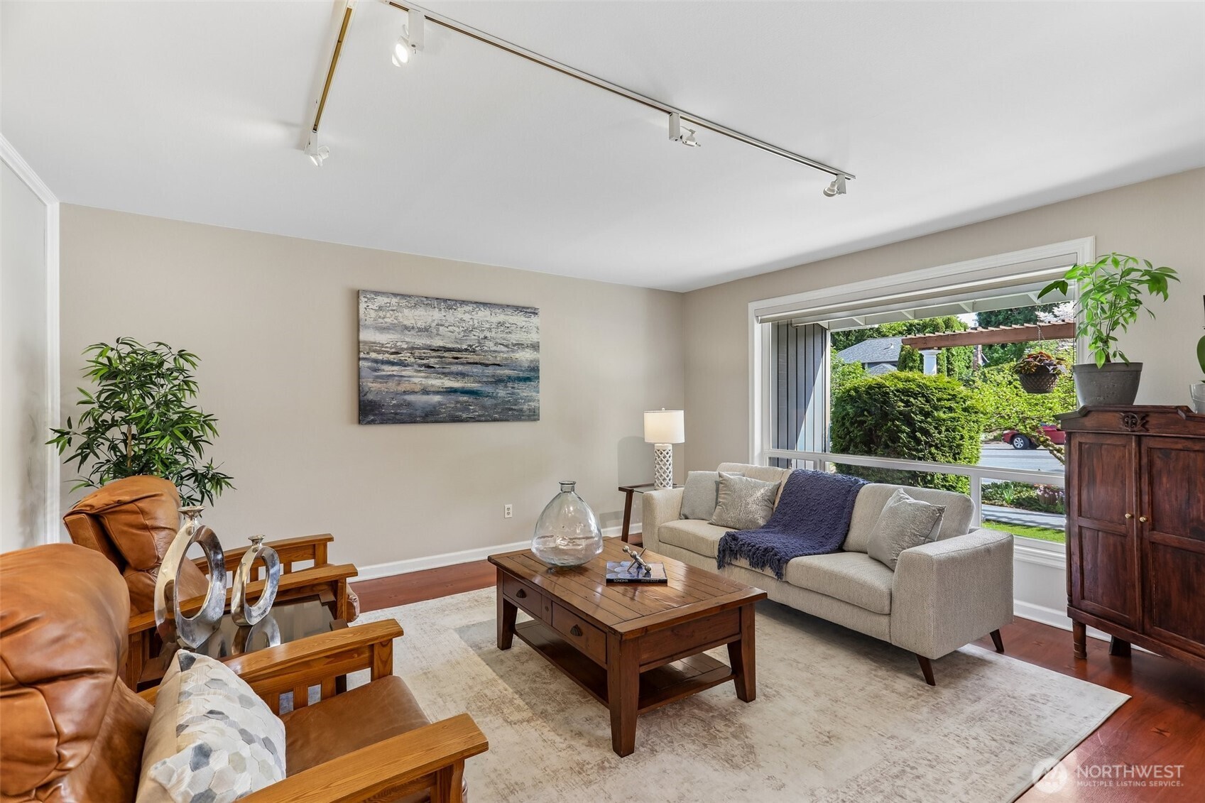 18906 SE 44th Place , Issaquah, WA 98027