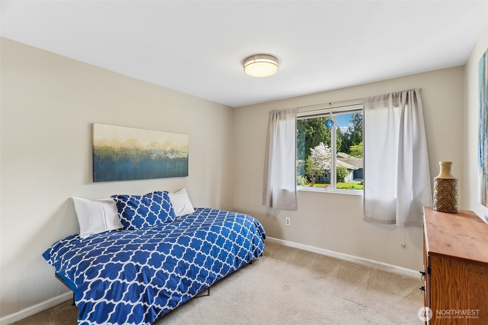 18906 SE 44th Place , Issaquah, WA 98027