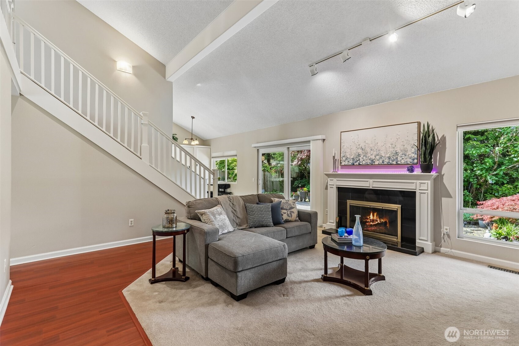 18906 SE 44th Place , Issaquah, WA 98027