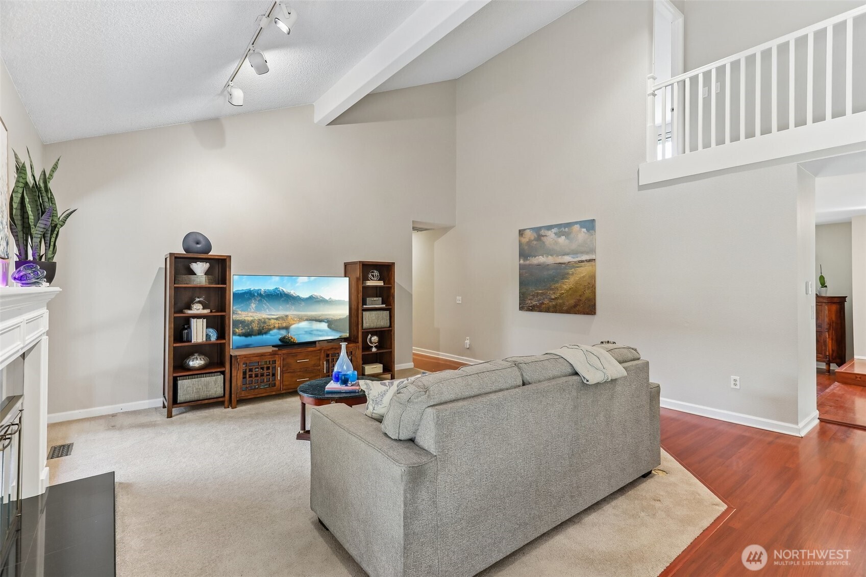18906 SE 44th Place , Issaquah, WA 98027