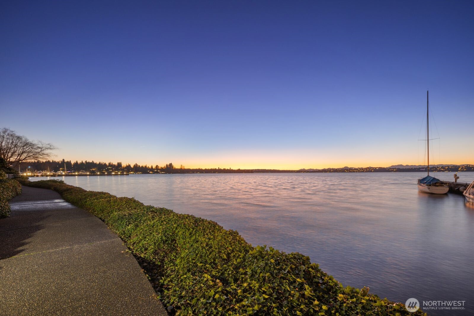 5505 Lake Washington Boulevard NE #1-E, Kirkland, WA 98033