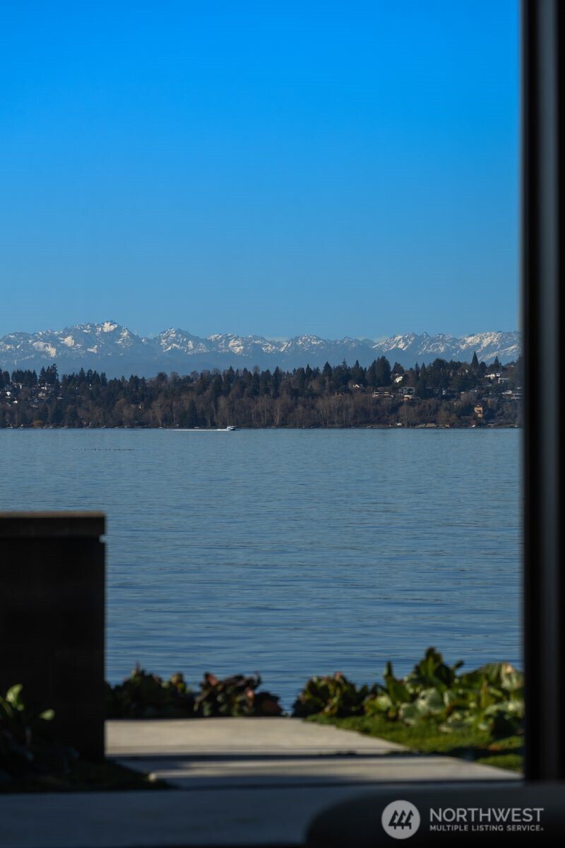 5505 Lake Washington Boulevard NE #1-E, Kirkland, WA 98033