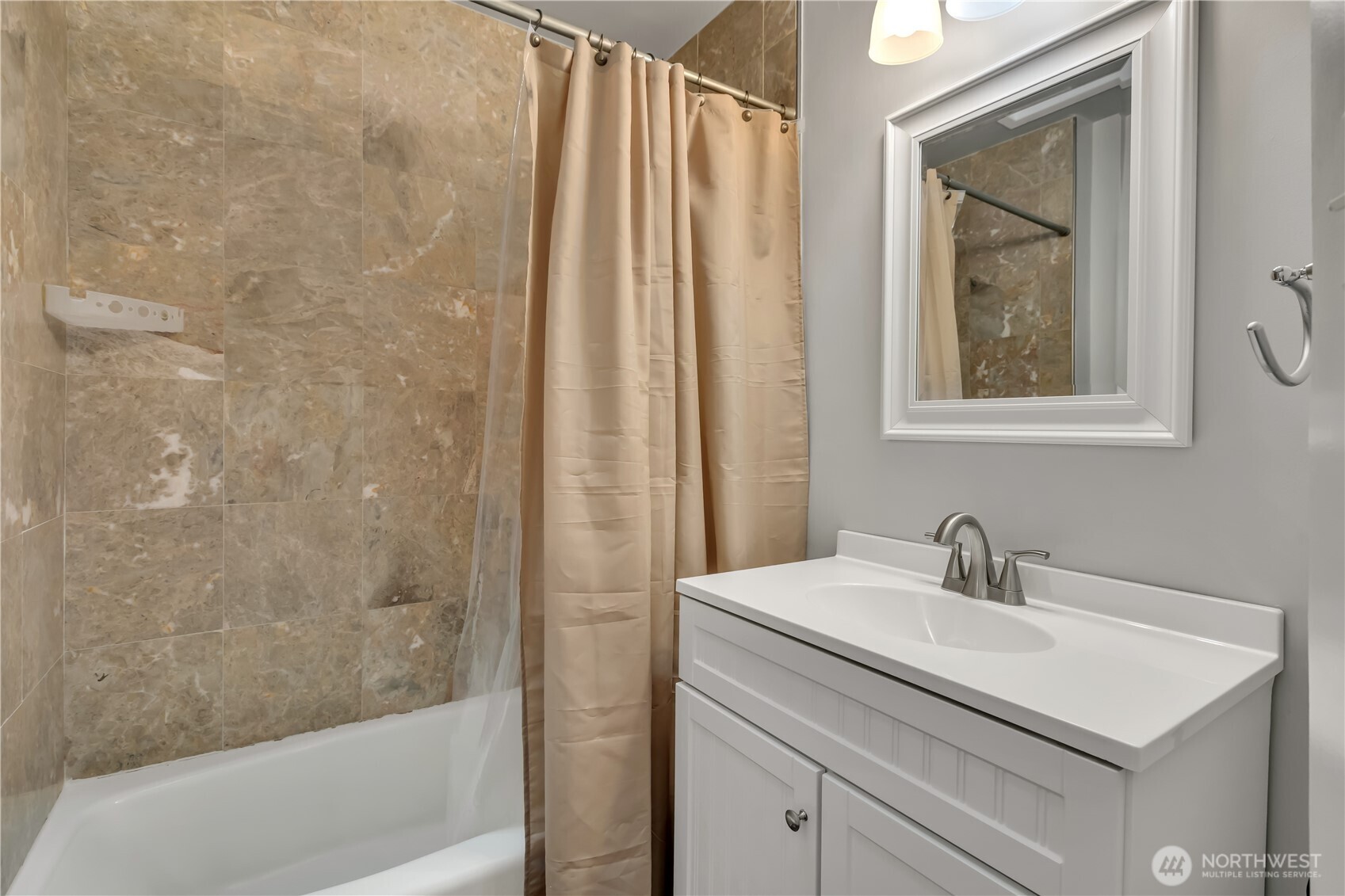 322 Milwaukee Boulevard S, Algona, WA 98001