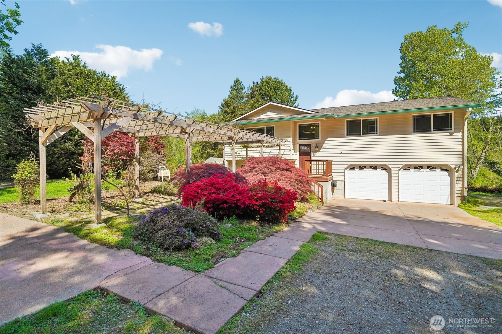 23113 23rd Drive NE, Arlington, WA 98223-7616
