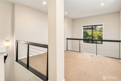 10410 NE 12th St #106, Bellevue, WA 98004 - Photo 17