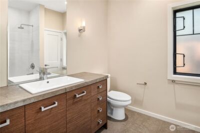 10410 NE 12th St #106, Bellevue, WA 98004 - Photo 20