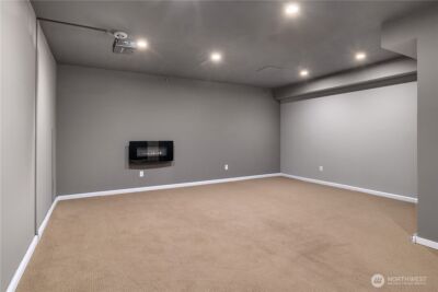 10410 NE 12th St #106, Bellevue, WA 98004 - Photo 24