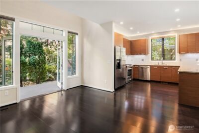 10410 NE 12th St #106, Bellevue, WA 98004 - Photo 9