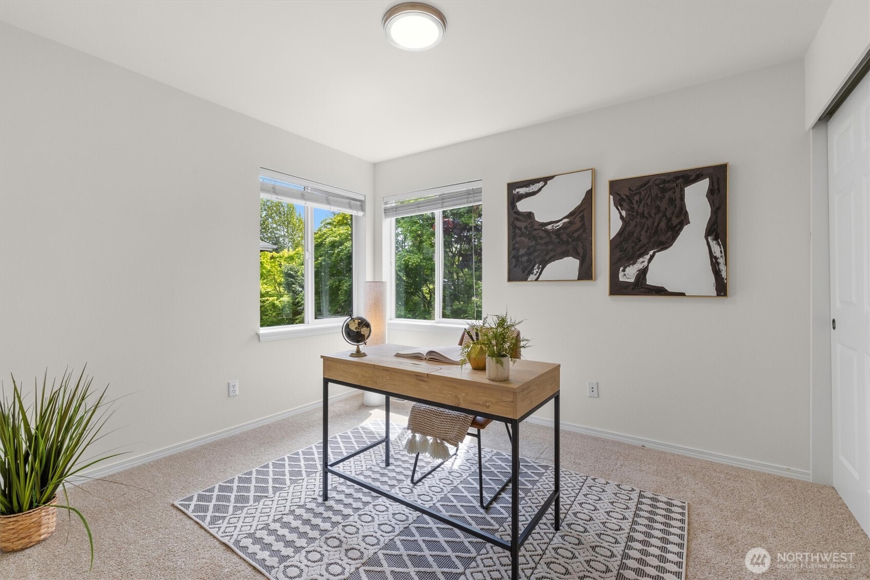 24109 SE 22nd Street , Sammamish, WA 98075