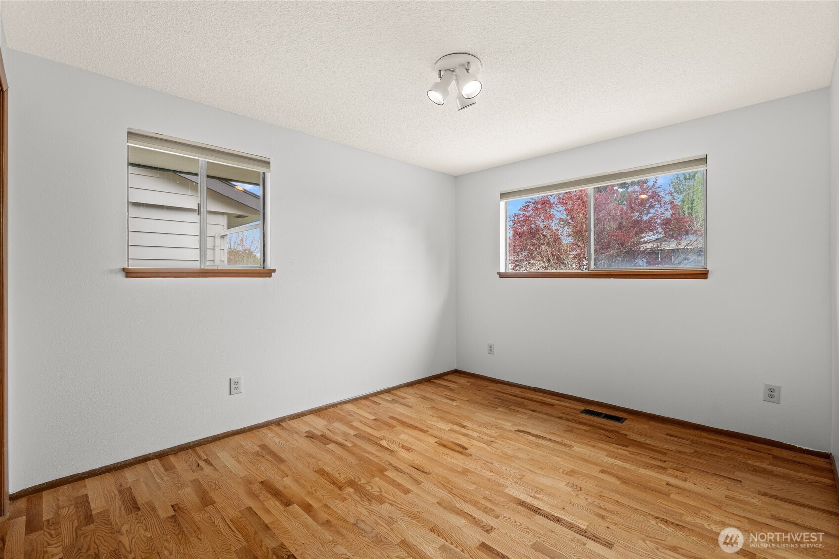 1511 S MacArthur Street , Tacoma, WA 98465